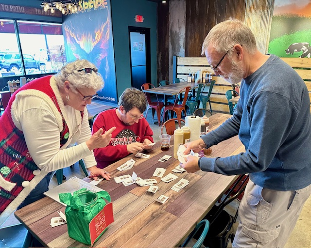 SLAGA UGLY SWEATER TALLY GROUP
